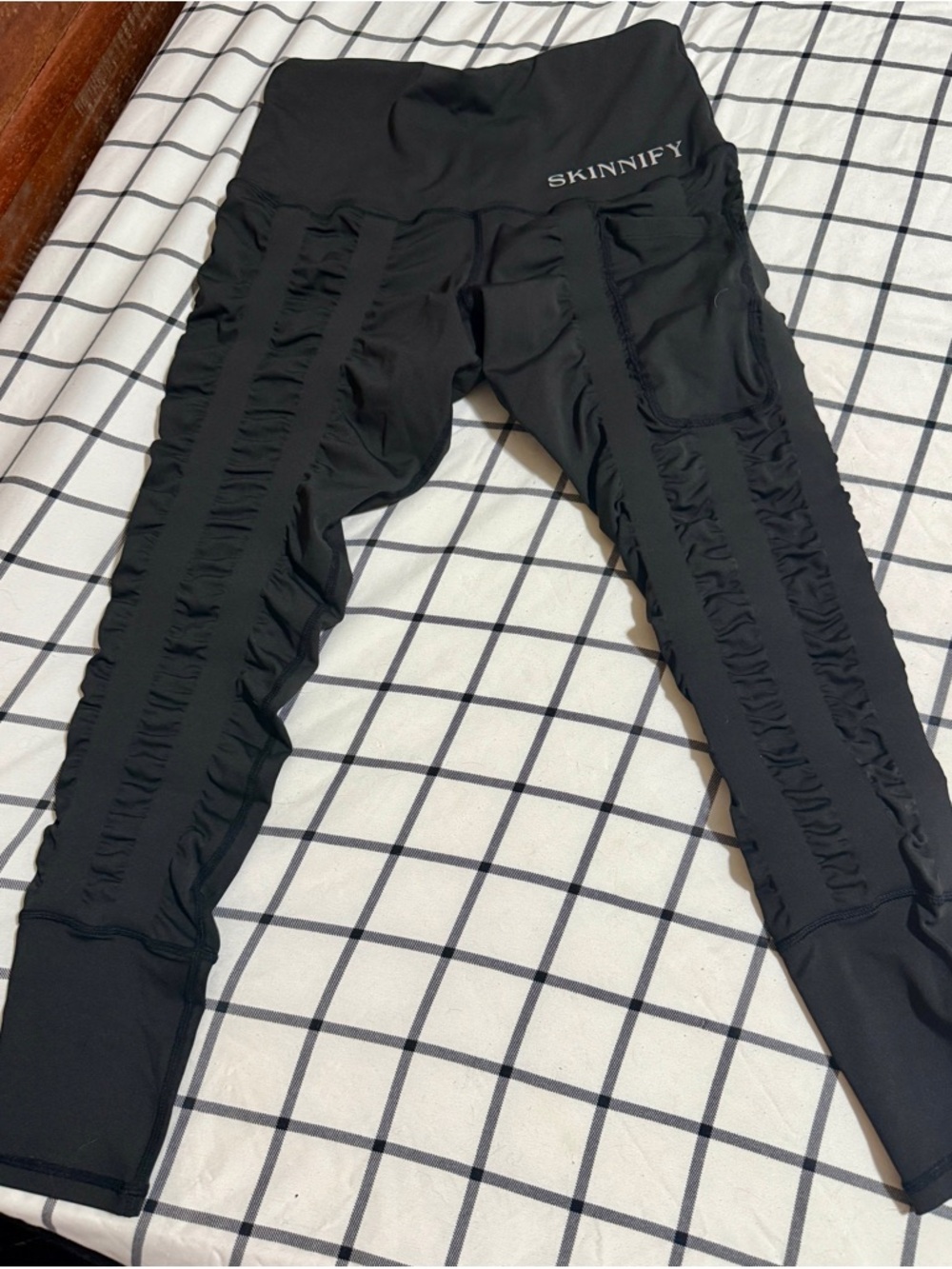 Skinnify Women's Black Ruched High-Waist Leggings